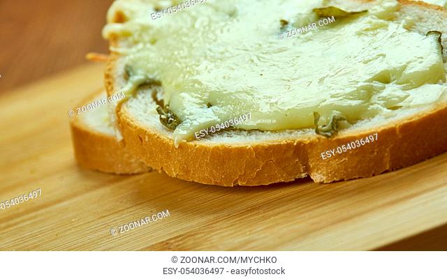 Spinach Artichoke French Bread close up