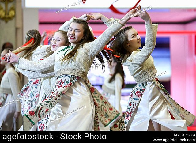 RUSSIA, MOSCOW - APRIL 2, 2023: Members of the Dell'Arte stage dance studio perform during a festive event in the Hall of Commanders at the Victory Museum on...