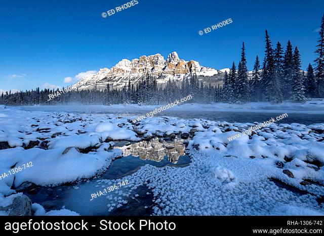 Winter view of Castle Mountain, Banff National Park, UNESCO World Heritage Site, Alberta, Canada, North America