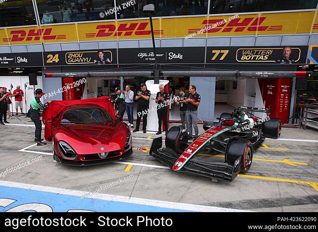 #24 Guanyu Zhou (CHN, Alfa Romeo F1 Team Stake), #77 Valtteri Bottas (FIN, Alfa Romeo F1 Team Stake), F1 Grand Prix of Italy at Autodromo Nazionale Monza on...