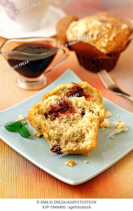 Muffins with red berries