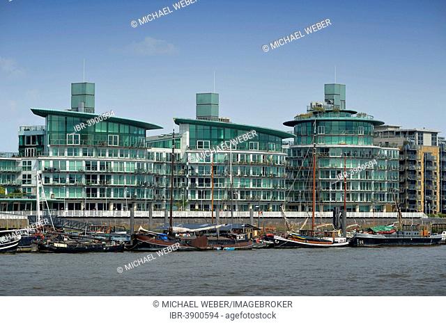 Residential buildings on the River Thames, restored Docklands region, London, England, United Kingdom