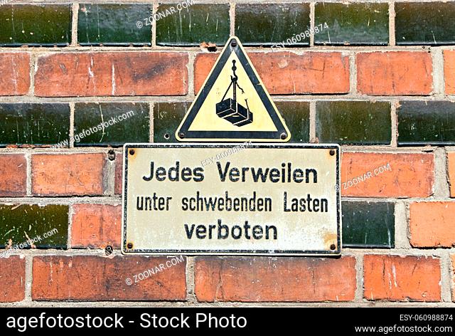 Hinweiszeichen in der Hamburger Speicherstadt