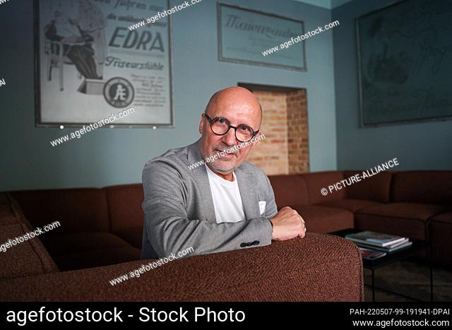 26 April 2022, Berlin: Stephan Pregizer, one of the founders of the ""CancerSurvivor - Menschen mit Krebs"" initiative and foundation supporter of the...