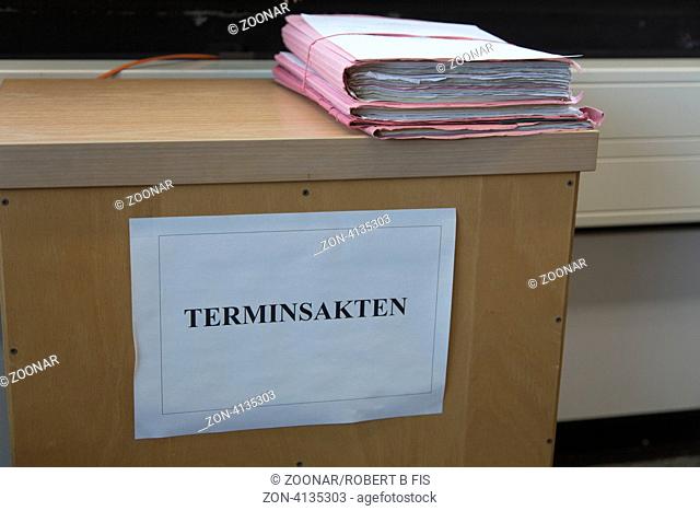 Terminakten am Landgericht Bielefeld, Foto: Robert B. Fishman, ecomedia, 5.12.2012