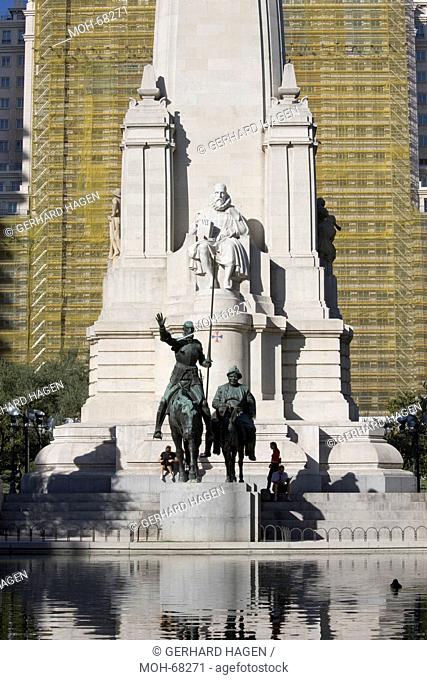 Cervantes Denkmal, Don Quijote y Sancho Pansa