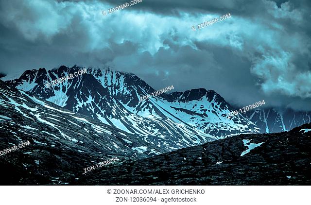 rocky mountains nature scenes on alaska british columbia border