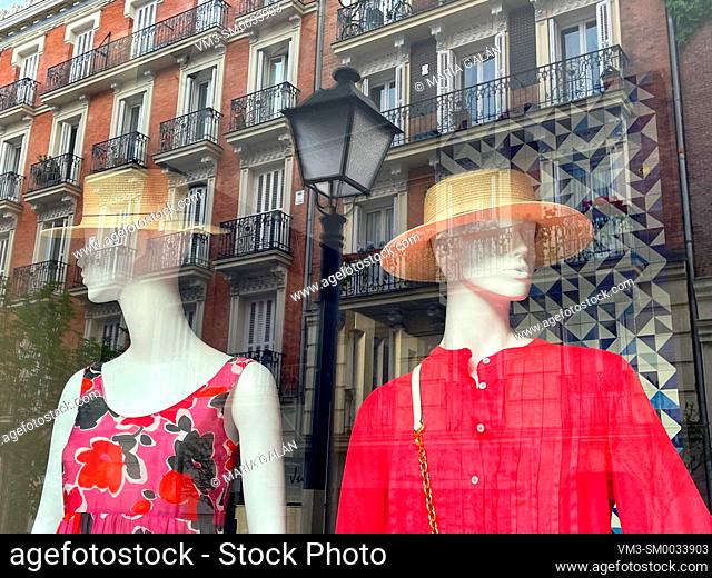 Two mannequins in a shop window. Madrid, Spain