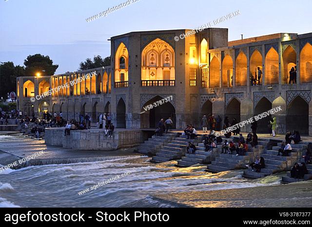 Iran, Isfahan, World Heritage Site, Khaju bridge and Zayandeh river by night