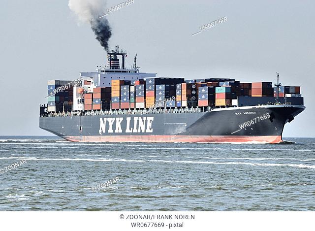 Containervessel NYK Antares
