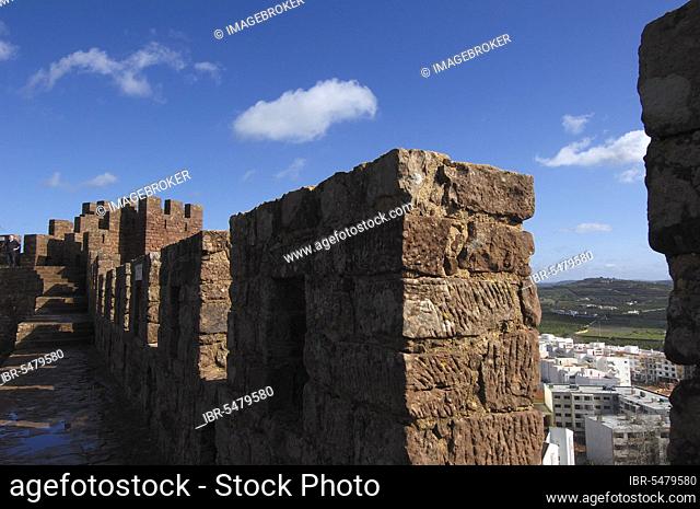 Walls, Castelo de, Silves Castle, Silves, Algarve, Portugal, Europe