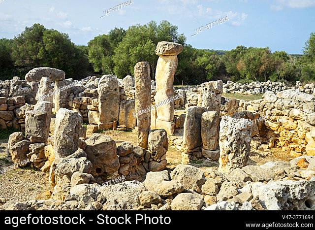 Torre d'en Galmés is the most important prehistoric town in the Balearic Islands. It is estimated that during its maximum splendor (between 1300 BC and the...
