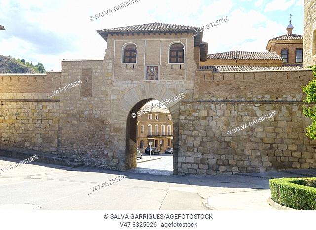 The High Door is one of the doors that gives access to the defensive enclosure of the wall of Daroca, it was declared a national monument along with the rest of...