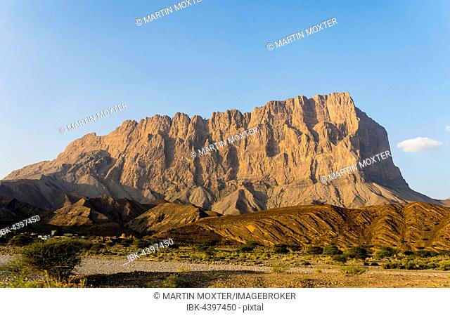 Jebel Misht mountain, Hajar al Gharbi, Hajjar Mountains, Al Dhahirah Region, Oman