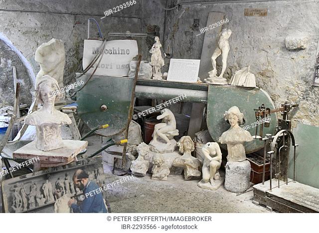 Alabaster workshop, Volterra, Tuscany, Italy, Europe