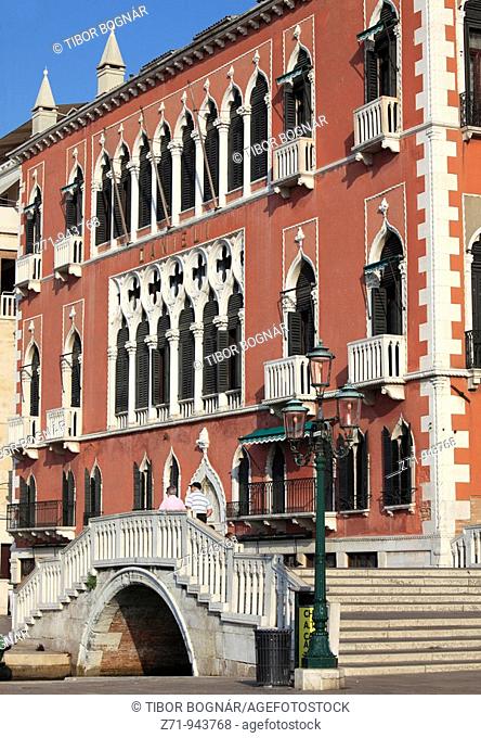 Italy, Venice, Riva degli Schiavoni, Hotel Danieli