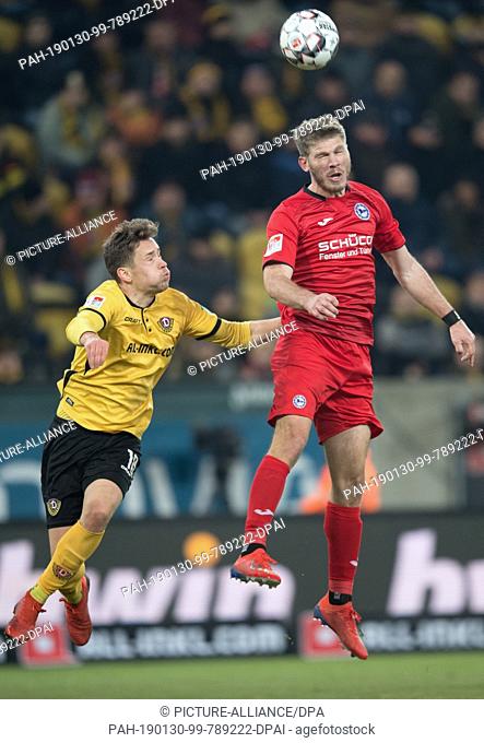 30 January 2019, Saxony, Dresden: Soccer: 2nd Bundesliga, Dynamo Dresden - Arminia Bielefeld, 19th matchday, in the Rudolf Harbig Stadium