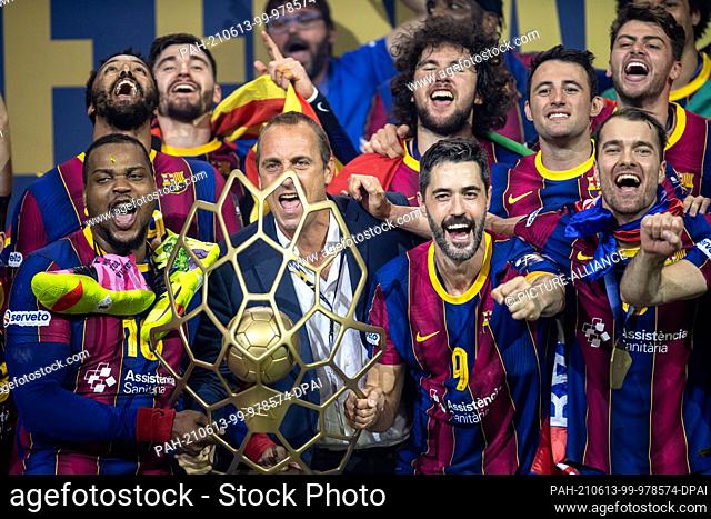 13 June 2021, North Rhine-Westphalia, Cologne: Handball: Champions League, FC Barcelona - Aalborg HB, Final Round, Final Four, Final in the Lanxess Arena