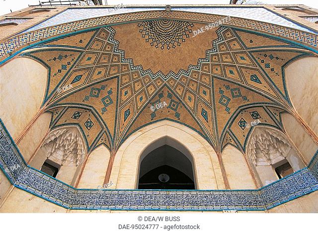 Decoration in the mirhab of the Agha Bozorg Mosque and Madrasa (18th century), Kashan, Iran
