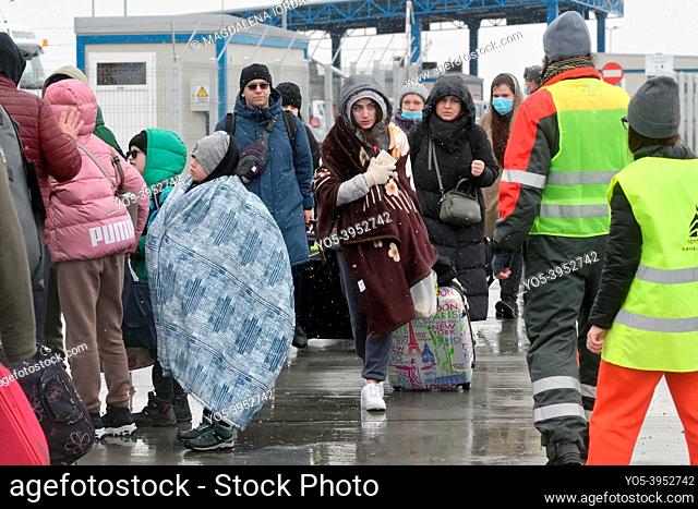Isaccea, Romania. 02 March, 2022. Refugee Ukrainians walk from Ukraine to Isaccea in Romania after crossing the border