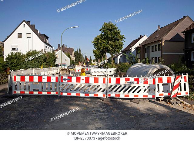 Barricade for road construction, renewal of the sewerage system, Koenigstrasse, Kamen, Ruhr Area, North Rhine-Westphalia, Germany, Europe, PublicGround