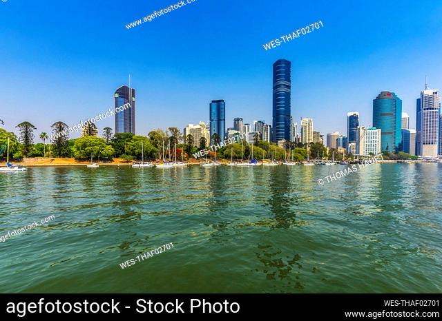 Australia, Brisbane, City skyline across Brisbane river