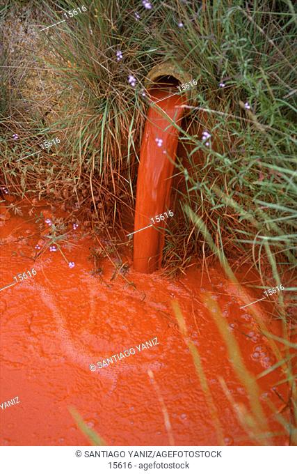 Red ochre in water. Gargas. France