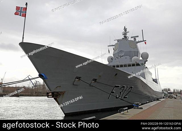 28 February 2020, Mecklenburg-Western Pomerania, Warnemünde: The Norwegian frigate ""Otto Sverdrup"" lies in the harbour