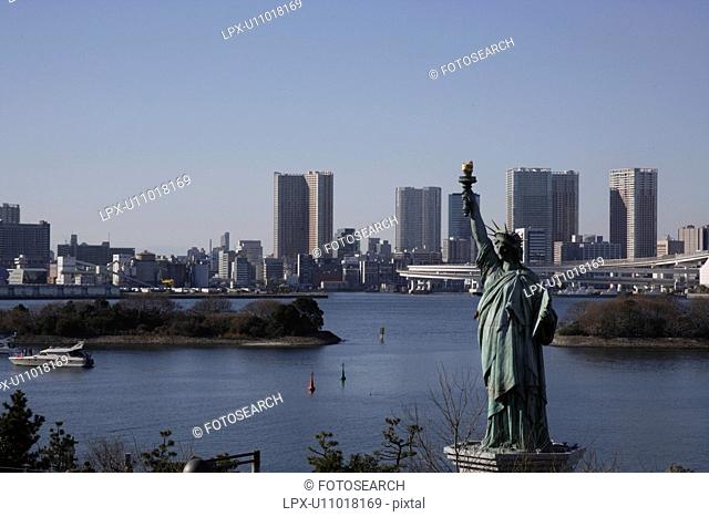 Replica of the Statue of Liberty