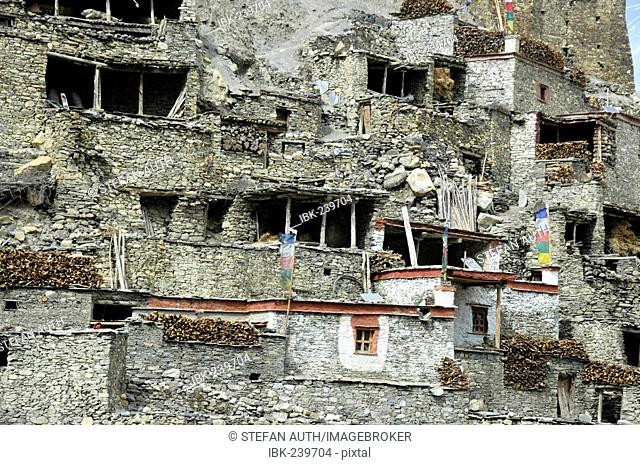 Nested houses of Phu Nar-Phu Annapurna Region Nepal