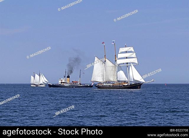 Sailing ships, steam icebreaker Stettin, Baltic Sea, Hanse Sail, Warnemünde, Rostock, Mecklenburg-Western Pomerania, Germany, Europe