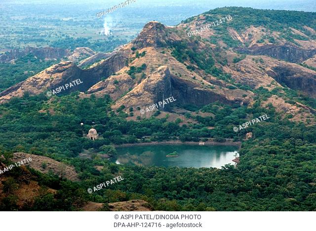 UNESCO World Heritage Champaner Pavagadh ; ruins of Khapra Jhaveri Mahal  ;  Kasbin lake ; Panchmahals district ; Gujarat State ; India ; Asia