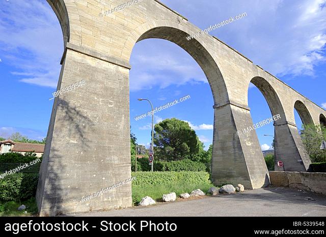 Aqueduct, Carpentras, Vaucluse, Provence-Alpes-Cote d'Azur, South of France