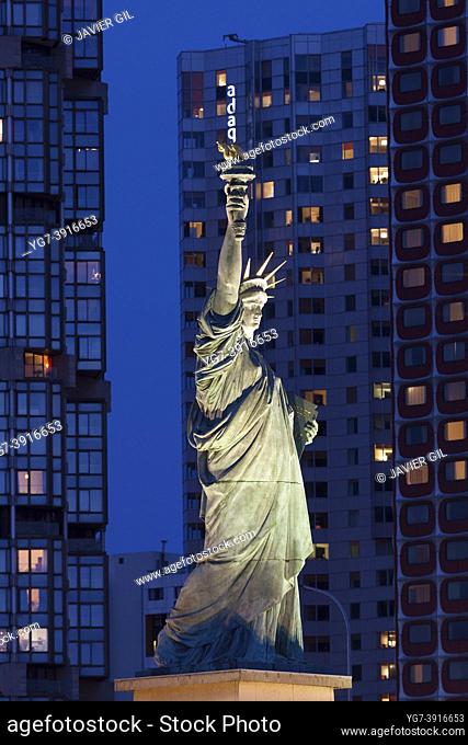 The statue of Liberty, Paris, France