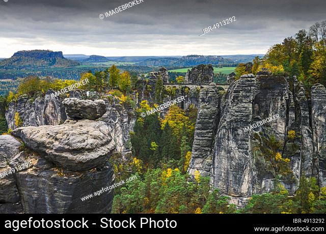 View from the rock Große Gans towards the Bastei with rock Wehlnadel, Rathen, Saxon Switzerland National Park, Saxony, Germany, Europe