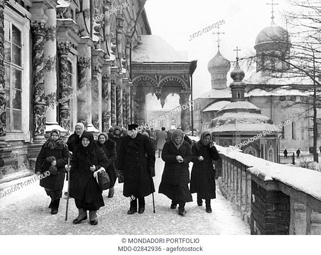 People visiting the monastery of Trinity Lavra of St. Sergius. Sergiyev Posad, 1960s