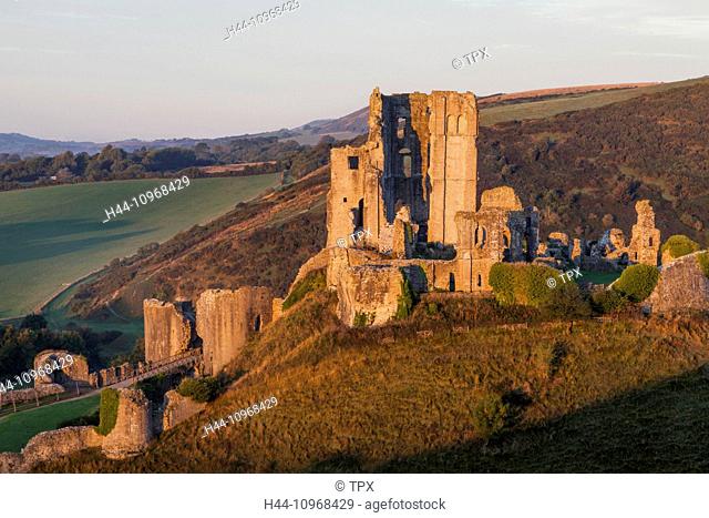 England, Europe, Dorset, Corfe Castle