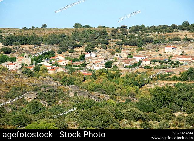 Fornillos de Fermoselle, Villar del Buey municipality. Panoramic view. Zamora province, Castilla y Leon, Spain