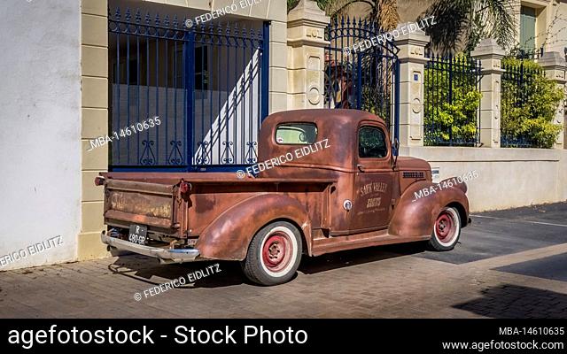 Chevrolet pickup built between 1941 and 1947 in Capestang