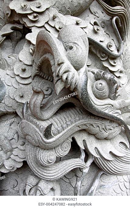 Dragon carvings in China