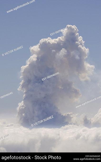 Sea of clouds and smoke plume from the Cumbre Vieja volcanic eruption. La Palma. Canary Islands. Spain