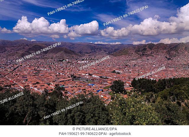 02 May 2019, Peru, Cusco: From the surrounding hills tourists have a good view over the city of Cusco. Cusco was the capital of the Inca