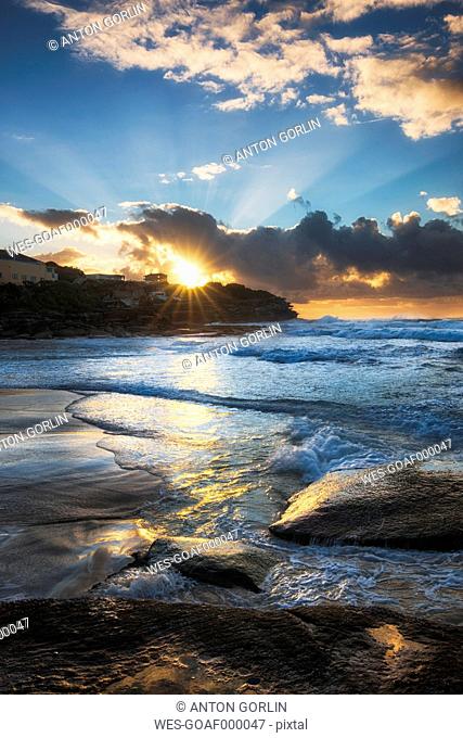 Australia, New South Wales, Tamarama, Beach at sunset
