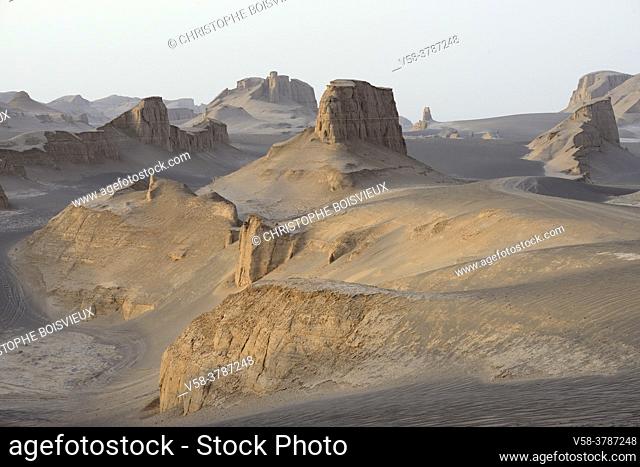 Iran, Kerman province, Unesco World Heritage Site, Lut desert (Dasht-e Lut)
