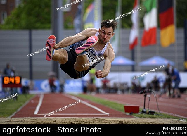 Niklas KAUL (GER/USC Mainz) Action, men's long jump, on May 7th, 2022 Athletics Stadtwerke Ratingen all-around meeting, from May 7th to May 8th