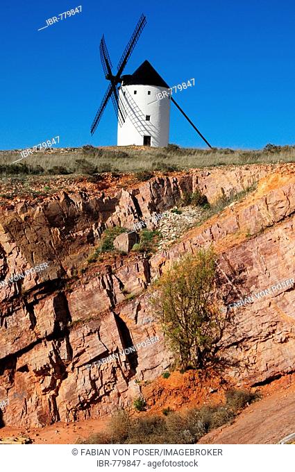 Windmill on the Cerro de San Antón near Alcázar de San Juan, Castilla-La Mancha Region, Spain