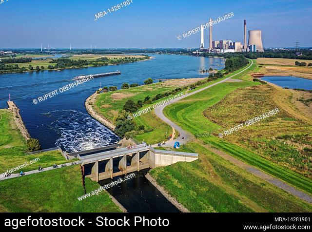 Dinslaken, North Rhine-Westphalia, Germany - Emschermuendung into the Rhine. On the right, the construction site of the new Emscher river mouth in front of the...