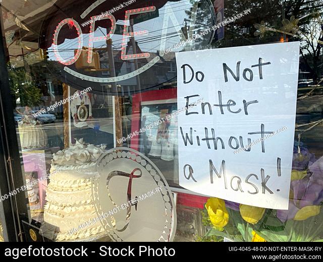 Do not enter without mask sign at Framboise Bakery, Queens, New York