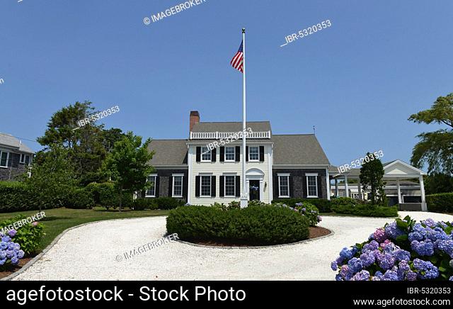 Captain's House, Main Street, Chatham, Cape Cod, Massachusetts, USA, North America