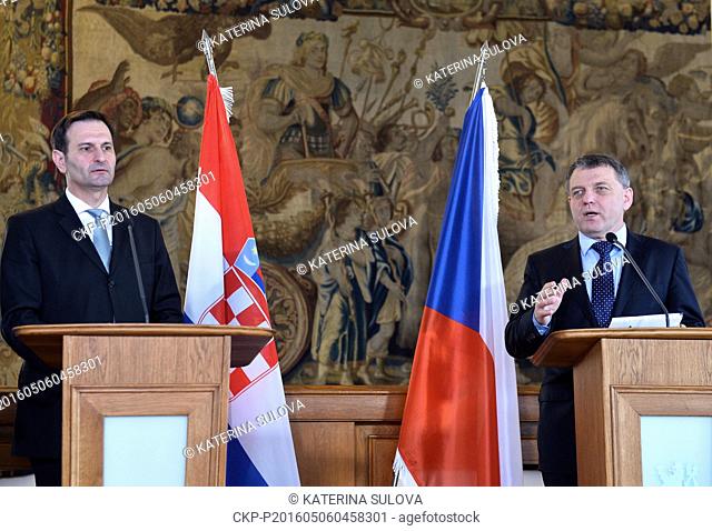 Foreign Minister Lubomir Zaoralek (right) and his Croatian counterpart Miro Kovac (left) during the press conference in Prague, Czech Republic, May 6, 2016
